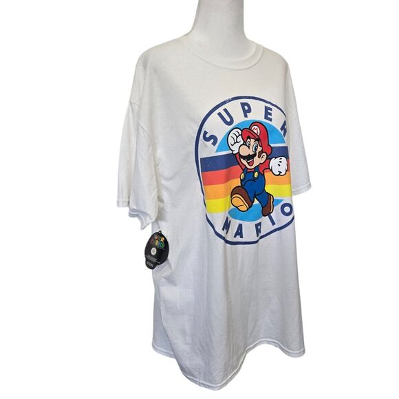 Super Mario Retro Circle T-Shirt - Size Large - Journeys Exclusive - Picture 2 of 9